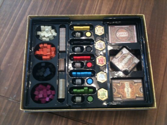 The layout of the inside of the box.